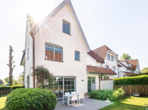 Normandy Villa in a quiet location